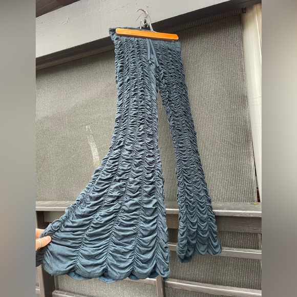 Bellbottoms - Picture 4 of 13